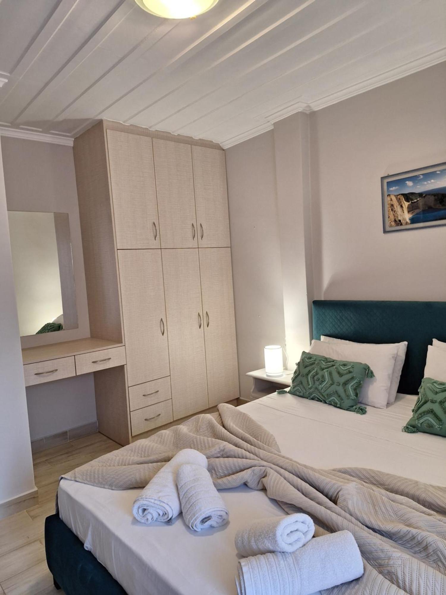 Villasabella 2 Apartments Zakynthos Town Luaran gambar